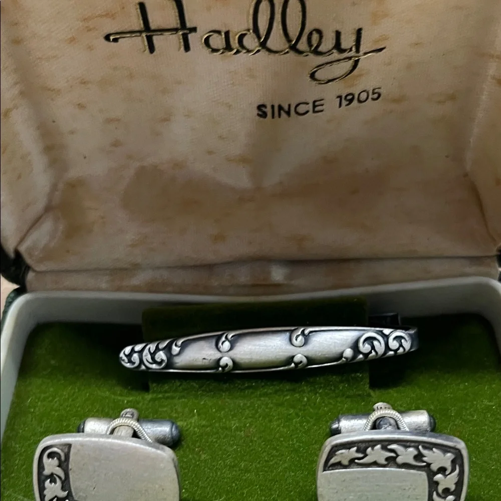 Hadley Vintage Silver Cufflinks and Tie Bar Set